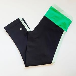 Lululemon | mid rise capri Neon Green Black Yoga